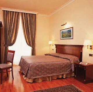 Hotel Angel 2*